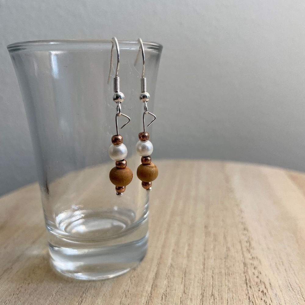 Caramel Cream Beaded Earrings